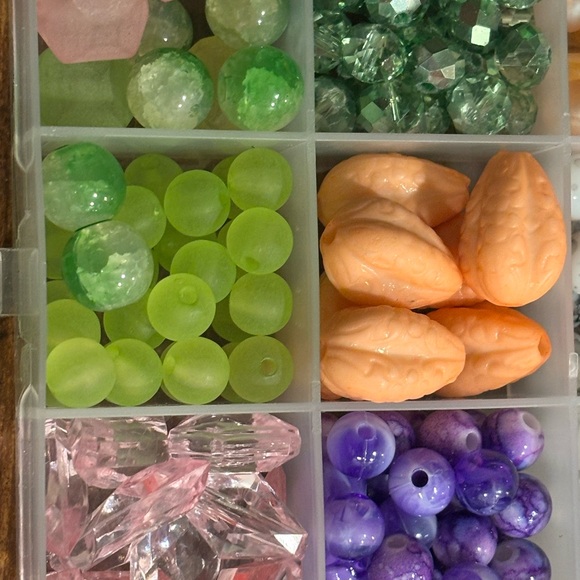 Multi-Color Bead Organizer Box - Picture 3 of 5